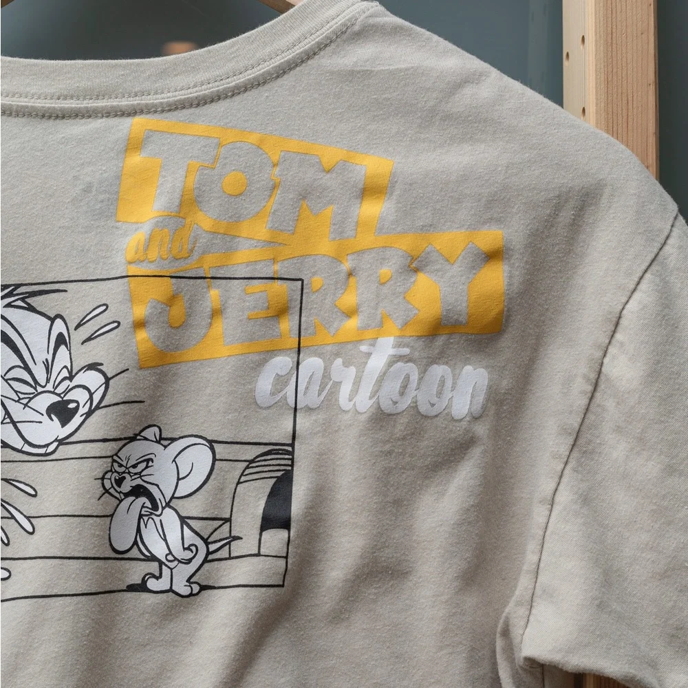 Tom and Jerry graphic T-shirt - Picture 7 of 9